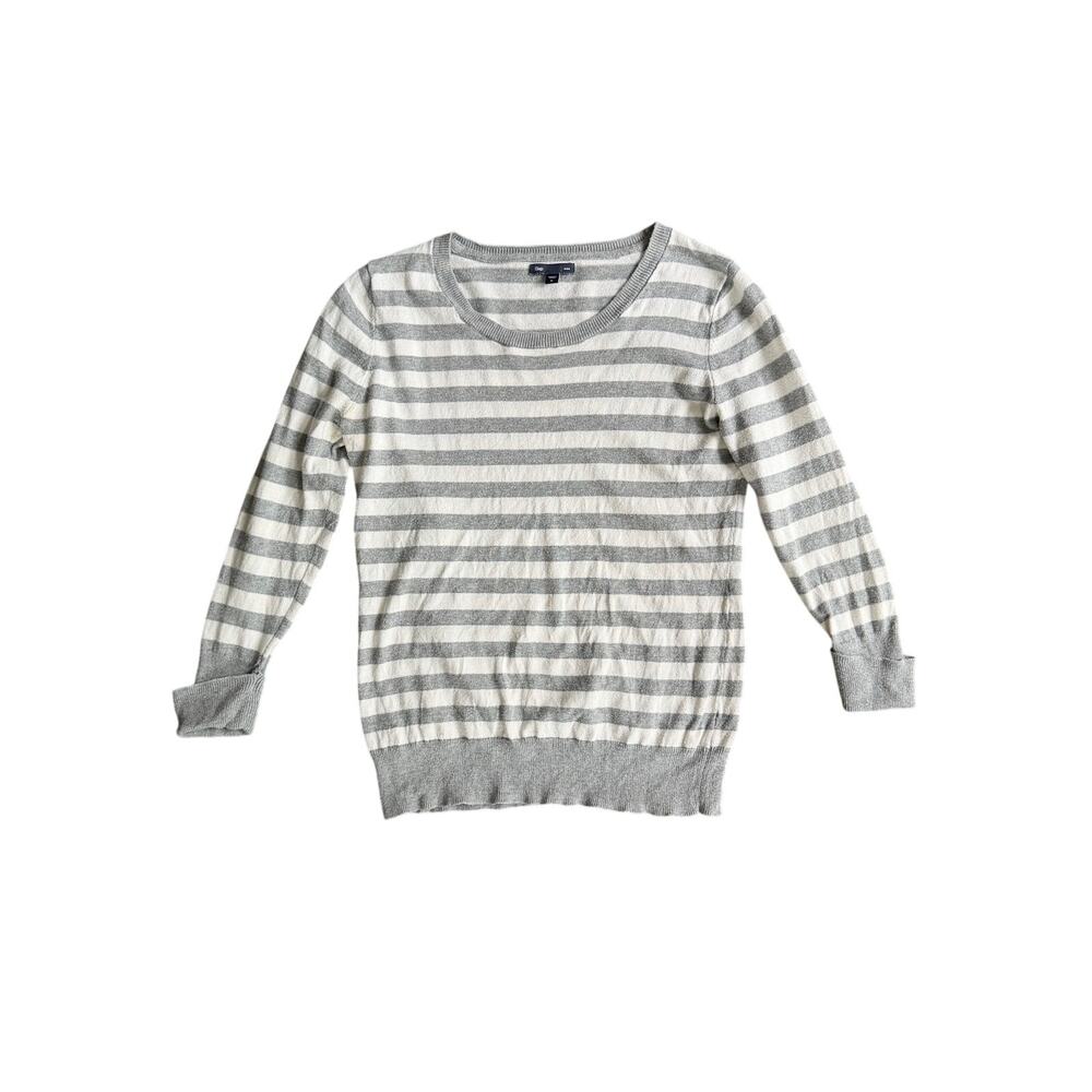 Gap Women's Sweater Size M